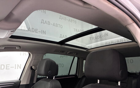 Volkswagen Tiguan II, 2018 год, 3 127 000 рублей, 15 фотография