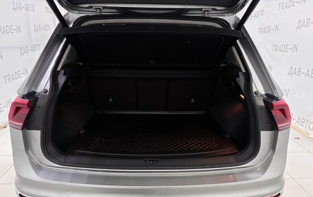 Volkswagen Tiguan II, 2018 год, 3 127 000 рублей, 8 фотография