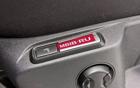 Volkswagen Tiguan II, 2018 год, 3 127 000 рублей, 14 фотография