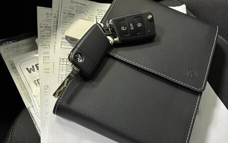 Volkswagen Tiguan II, 2018 год, 3 127 000 рублей, 28 фотография