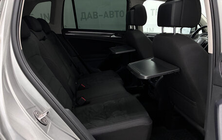 Volkswagen Tiguan II, 2018 год, 3 127 000 рублей, 27 фотография