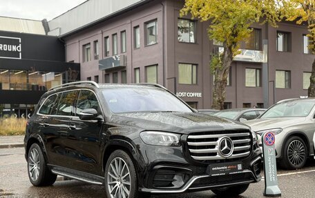Mercedes-Benz GLS, 2024 год, 13 490 000 рублей, 3 фотография