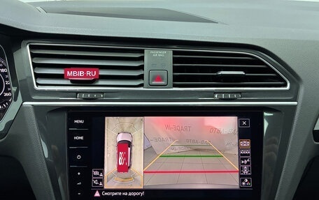 Volkswagen Tiguan II, 2018 год, 3 127 000 рублей, 23 фотография