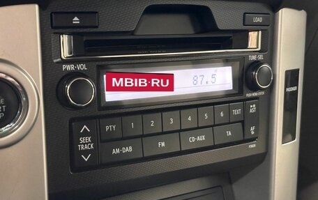 Toyota Land Cruiser Prado 150 рестайлинг 2, 2011 год, 2 990 000 рублей, 16 фотография