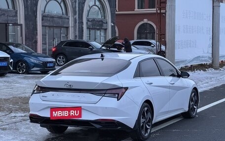 Hyundai Elantra, 2022 год, 1 460 000 рублей, 4 фотография