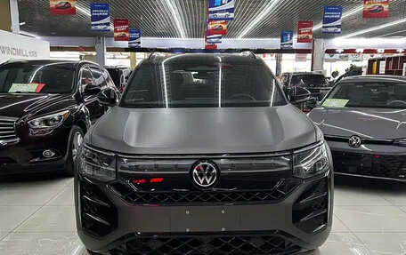 Volkswagen Teramont, 2026 год, 5 800 000 рублей, 3 фотография