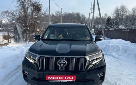 Toyota Land Cruiser Prado 150 рестайлинг 2, 2018 год, 5 750 000 рублей, 1 фотография