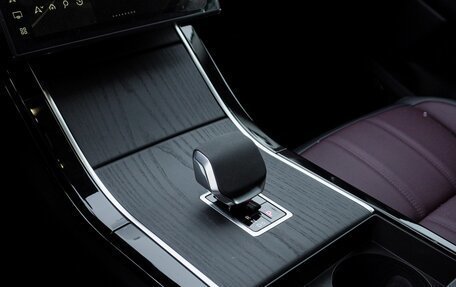 Land Rover Range Rover Evoque II, 2025 год, 5 990 000 рублей, 25 фотография