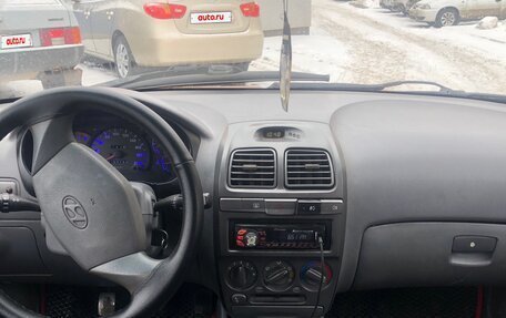 Hyundai Accent II, 2005 год, 220 000 рублей, 8 фотография