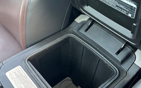 Toyota Land Cruiser Prado 150 рестайлинг 2, 2018 год, 5 750 000 рублей, 14 фотография