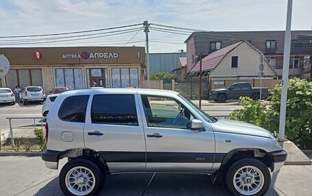Chevrolet Niva I рестайлинг, 2004 год, 525 000 рублей, 10 фотография