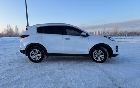 KIA Sportage IV рестайлинг, 2017 год, 2 150 000 рублей, 2 фотография