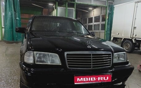 Mercedes-Benz C-Класс, 1999 год, 230 000 рублей, 1 фотография