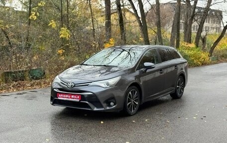 Toyota Avensis III рестайлинг, 2018 год, 1 870 000 рублей, 1 фотография