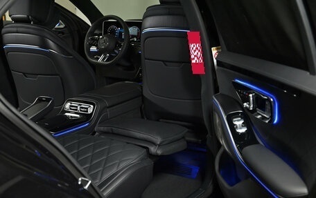 Mercedes-Benz S-Класс, 2022 год, 25 000 000 рублей, 16 фотография