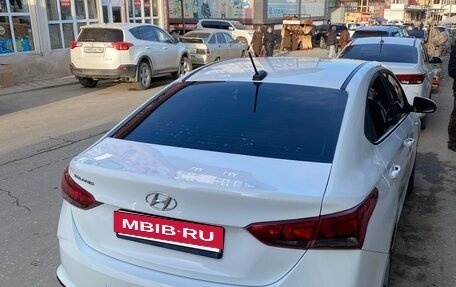 Hyundai Solaris II рестайлинг, 2020 год, 1 800 000 рублей, 6 фотография