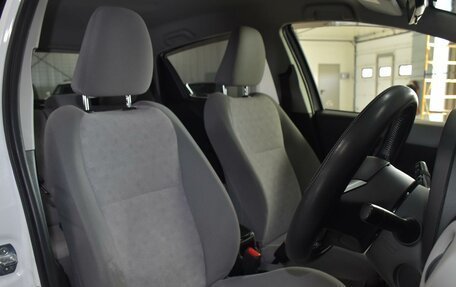 Toyota Vitz, 2012 год, 1 049 000 рублей, 9 фотография