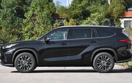 Toyota Highlander, 2025 год, 5 715 000 рублей, 4 фотография