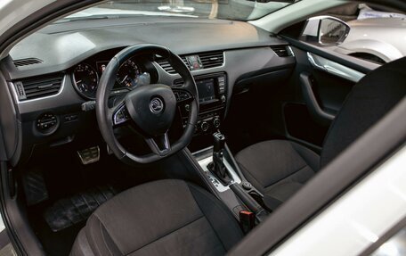 Skoda Octavia, 2015 год, 1 195 000 рублей, 13 фотография