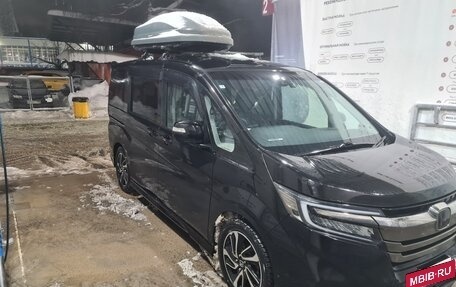 Honda Stepwgn IV, 2019 год, 2 550 000 рублей, 4 фотография