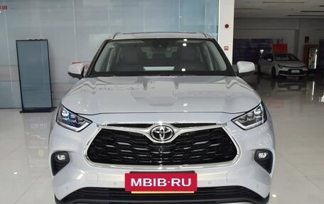 Toyota Highlander, 2025 год, 5 715 000 рублей, 2 фотография