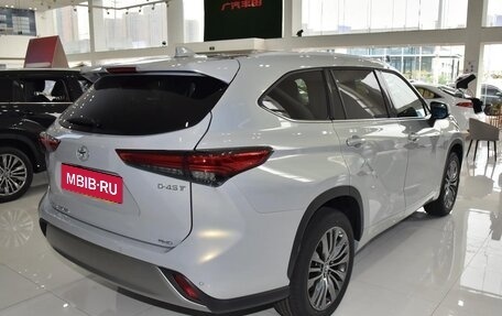 Toyota Highlander, 2025 год, 5 715 000 рублей, 7 фотография