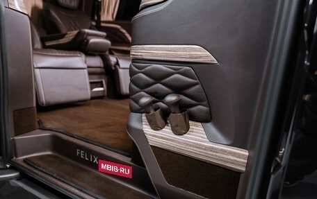 Mercedes-Benz V-Класс, 2016 год, 12 900 000 рублей, 23 фотография