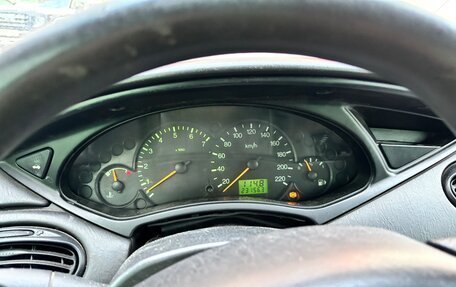 Ford Focus IV, 2004 год, 210 000 рублей, 8 фотография