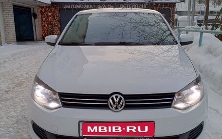 Volkswagen Polo VI (EU Market), 2015 год, 1 200 000 рублей, 1 фотография