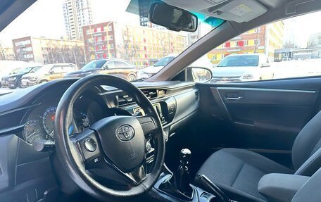 Toyota Corolla, 2013 год, 689 000 рублей, 10 фотография