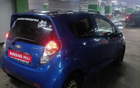 Chevrolet Spark III, 2010 год, 500 000 рублей, 3 фотография