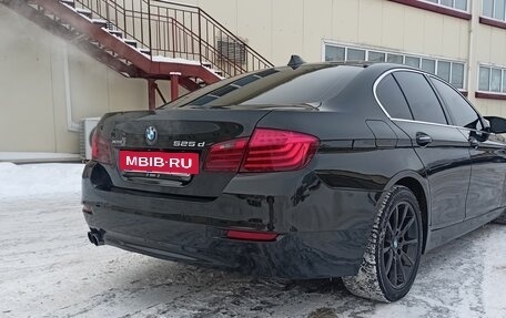 BMW 5 серия, 2014 год, 1 550 000 рублей, 9 фотография