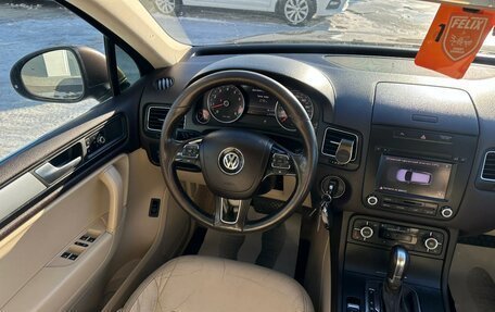 Volkswagen Touareg III, 2011 год, 1 829 000 рублей, 14 фотография