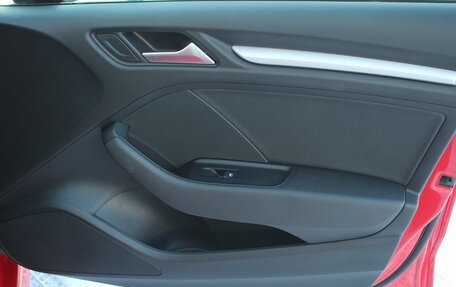Audi A3, 2018 год, 2 189 000 рублей, 16 фотография