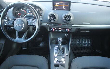 Audi A3, 2018 год, 2 189 000 рублей, 10 фотография
