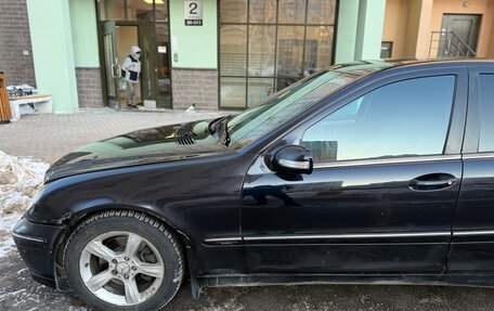 Mercedes-Benz C-Класс, 2006 год, 520 000 рублей, 8 фотография