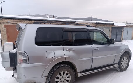 Mitsubishi Pajero IV, 2011 год, 2 450 000 рублей, 5 фотография