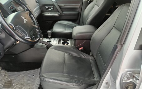 Mitsubishi Pajero IV, 2011 год, 2 450 000 рублей, 12 фотография