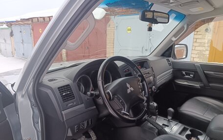 Mitsubishi Pajero IV, 2011 год, 2 450 000 рублей, 20 фотография