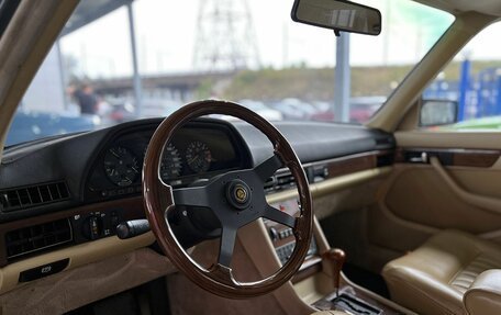 Mercedes-Benz S-Класс, 1984 год, 2 500 000 рублей, 11 фотография