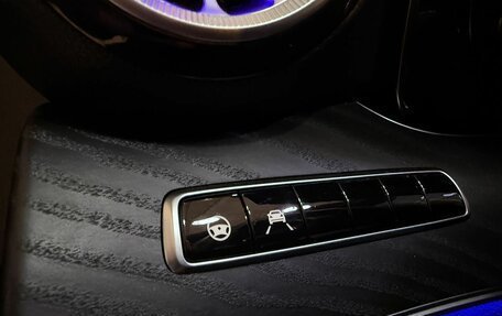 Mercedes-Benz E-Класс, 2019 год, 2 900 000 рублей, 19 фотография