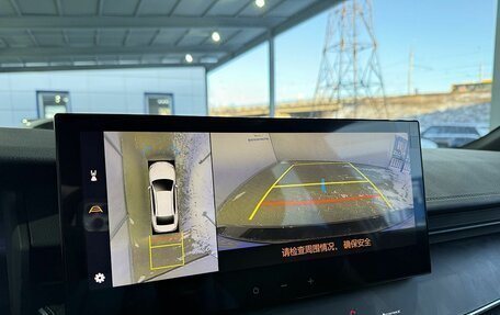 Toyota Camry, 2025 год, 4 950 000 рублей, 14 фотография