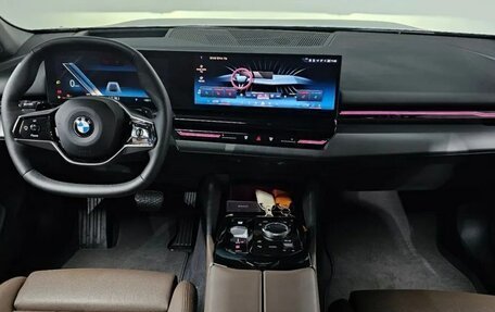 BMW 5 серия, 2025 год, 5 755 000 рублей, 7 фотография