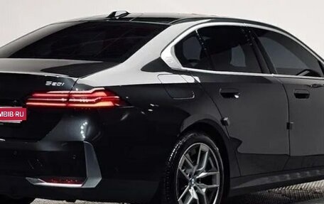 BMW 5 серия, 2025 год, 5 755 000 рублей, 3 фотография