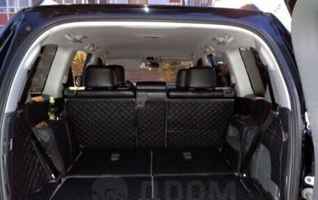 Toyota Land Cruiser Prado 150 рестайлинг 2, 2010 год, 3 300 000 рублей, 5 фотография