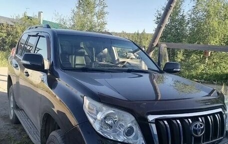 Toyota Land Cruiser Prado 150 рестайлинг 2, 2010 год, 3 300 000 рублей, 6 фотография