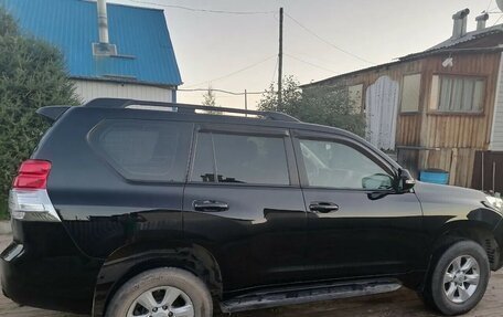 Toyota Land Cruiser Prado 150 рестайлинг 2, 2010 год, 3 300 000 рублей, 7 фотография