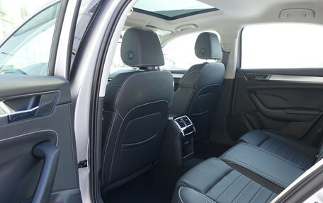 Skoda Superb, 2025 год, 3 690 000 рублей, 18 фотография