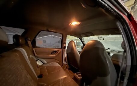 Ford Escape II, 2001 год, 300 000 рублей, 9 фотография