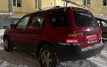 Ford Escape II, 2001 год, 300 000 рублей, 3 фотография